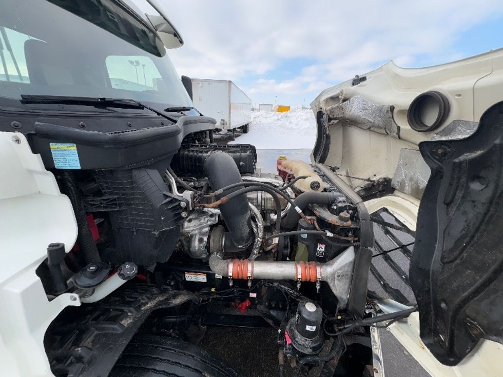 Day Cab Tractor-Heavy Duty Tractors-Freightliner-2020-T12664ST-Mississauga-ON-548,471\n\t\tkm-$ 64,000 - Image 15