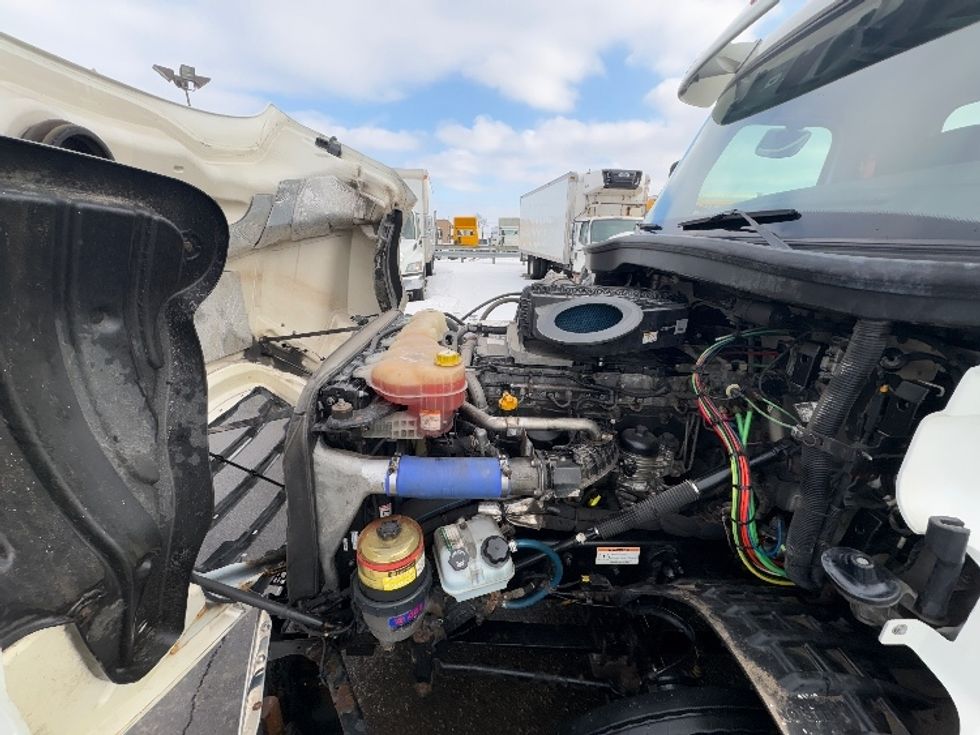 Day Cab Tractor-Heavy Duty Tractors-Freightliner-2020-T12664ST-Mississauga-ON-548,471\n\t\tkm-$ 64,000 - Image 16