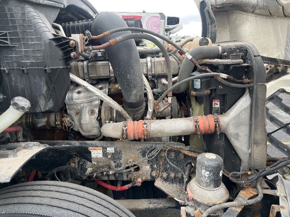 Day Cab Tractor-Heavy Duty Tractors-Freightliner-2020-T12664ST-Mississauga-ON-594,286\n\t\tkm-$ 63,000 - Image 12