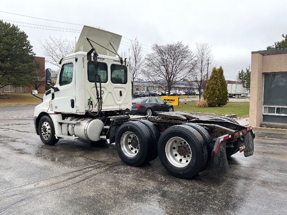 Day Cab Tractor-Heavy Duty Tractors-Freightliner-2020-T12664ST-Mississauga-ON-628,315\n\t\tkm-$ 62,000 - Image 5