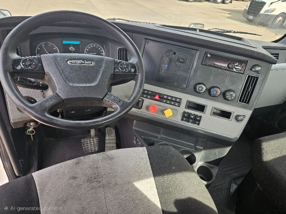Day Cab Tractor-Heavy Duty Tractors-Freightliner-2020-T12664ST-Moberly-MO-274,870\n\t\tmiles-$ 59,500 - Image 11