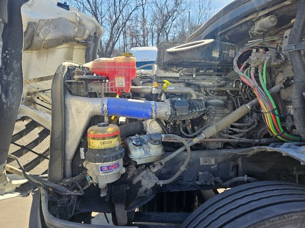 Day Cab Tractor-Heavy Duty Tractors-Freightliner-2020-T12664ST-Moberly-MO-284,676\n\t\tmiles-$ 58,250 - Image 16