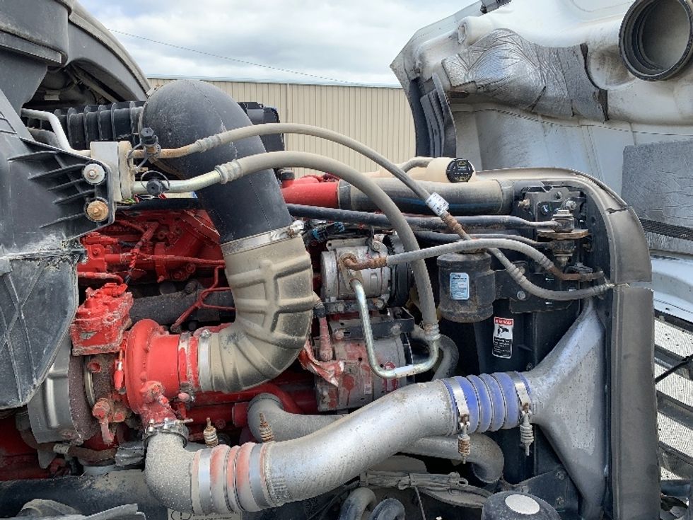 Day Cab Tractor-Heavy Duty Tractors-Freightliner-2020-T12664ST-Moberly-MO-368,081\n\t\tmiles-$ 51,750 - Image 15