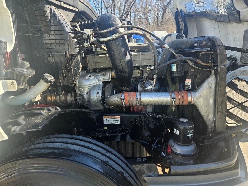 Day Cab Tractor-Heavy Duty Tractors-Freightliner-2020-T12664ST-Moberly-MO-473,601\n\t\tmiles-$ 47,500 - Image 15