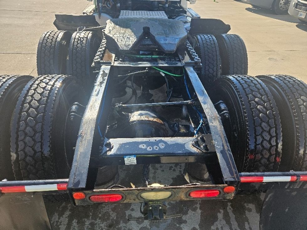 Day Cab Tractor-Heavy Duty Tractors-Freightliner-2020-T12664ST-Moberly-MO-473,601\n\t\tmiles-$ 47,500 - Image 6