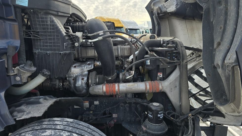 Day Cab Tractor-Heavy Duty Tractors-Freightliner-2020-T12664ST-Moberly-MO-632,944\n\t\tmiles-$ 40,000 - Image 15