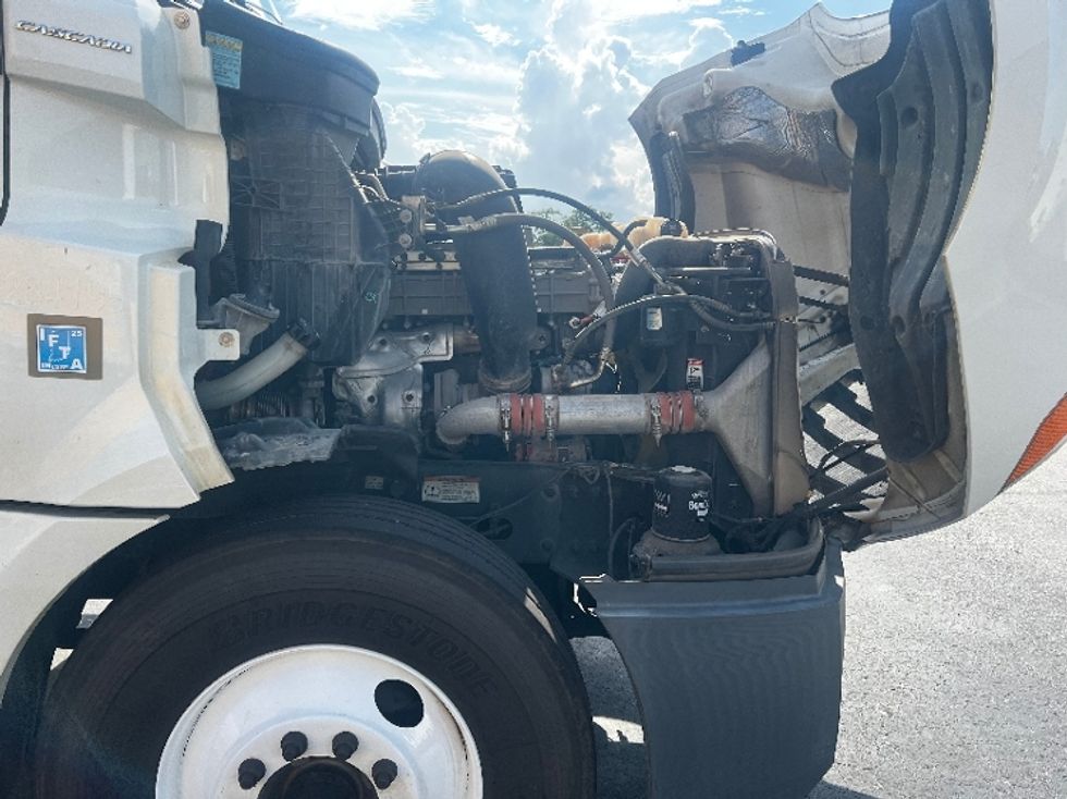 Day Cab Tractor-Heavy Duty Tractors-Freightliner-2020-T12664ST-Mobile-AL-375,980\n\t\tmiles-$ 56,500 - Image 15