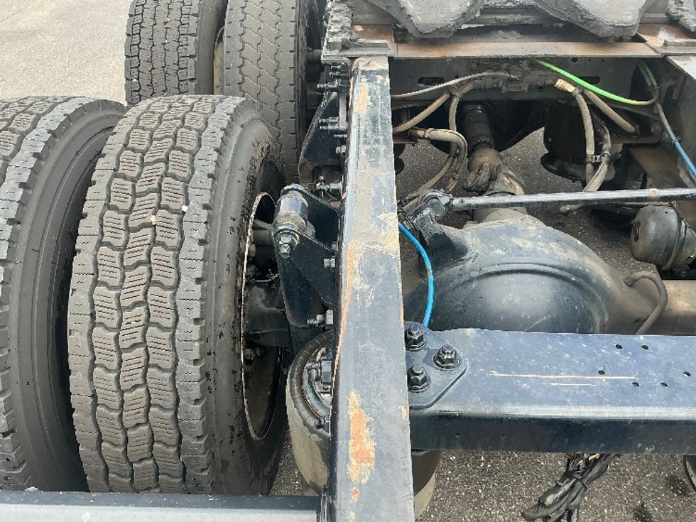 Day Cab Tractor-Heavy Duty Tractors-Freightliner-2020-T12664ST-Mobile-AL-530,340\n\t\tmiles-$ 42,000 - Image 18