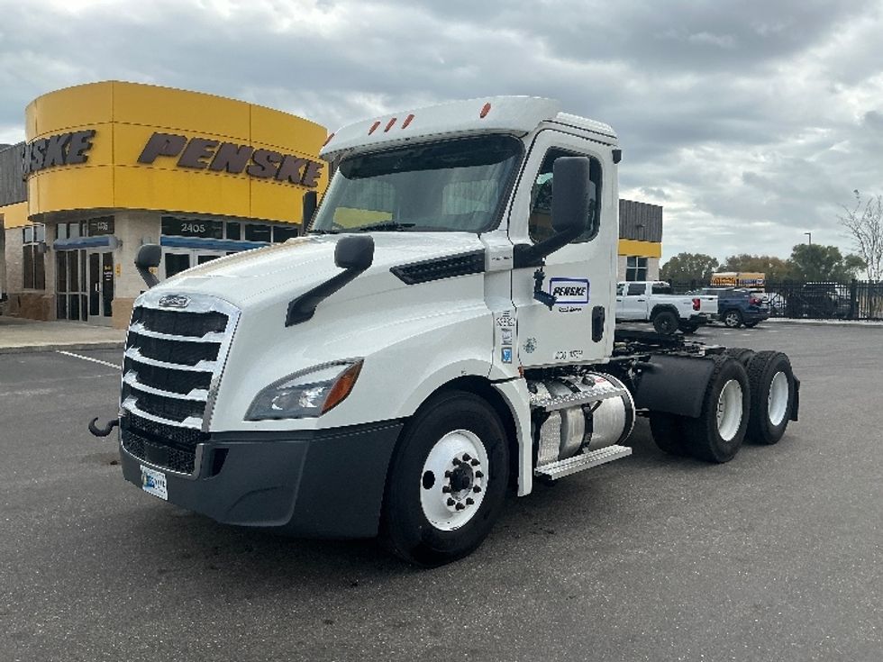Day Cab Tractor-Heavy Duty Tractors-Freightliner-2020-T12664ST-Mobile-AL-530,340\n\t\tmiles-$ 42,000 - Image 3