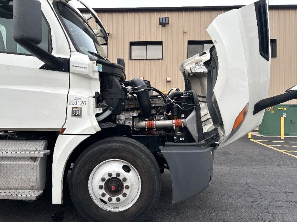 Day Cab Tractor-Heavy Duty Tractors-Freightliner-2020-T12664ST-Montebello-CA-202,738\n\t\tmiles-$ 68,000 - Image 15