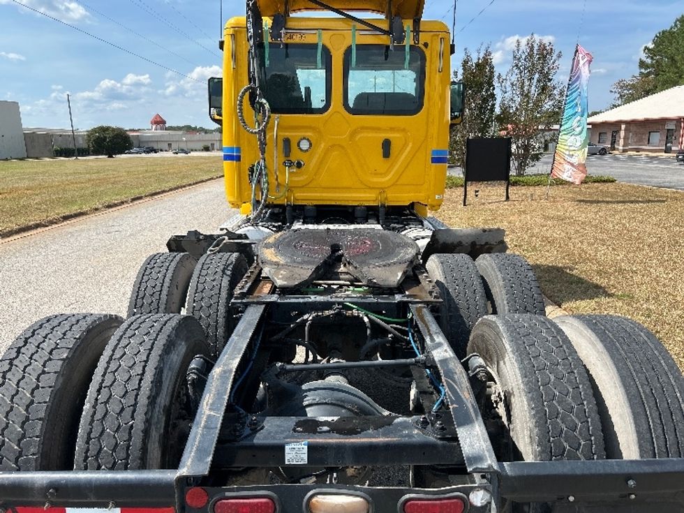Day Cab Tractor-Heavy Duty Tractors-Freightliner-2020-T12664ST-Montgomery-AL-466,246\n\t\tmiles-$ 42,500 - Image 6