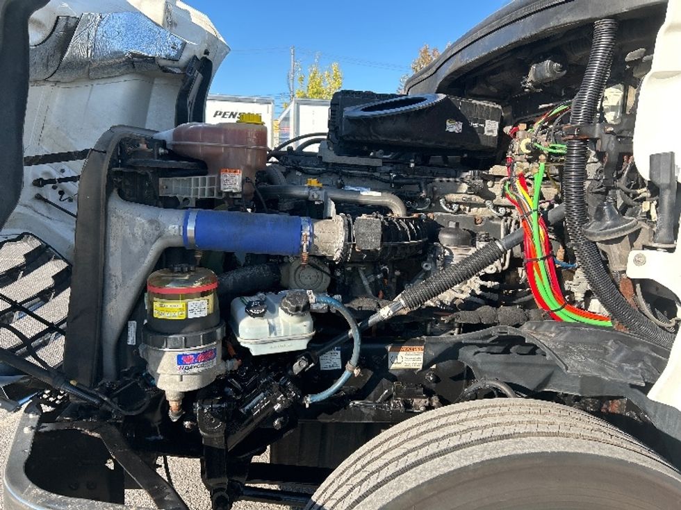 Day Cab Tractor-Heavy Duty Tractors-Freightliner-2020-T12664ST-Montreal-PQ-515,765\n\t\tkm-$ 68,250 - Image 16