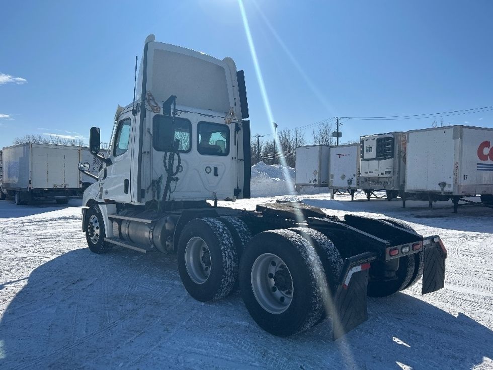 Day Cab Tractor-Heavy Duty Tractors-Freightliner-2020-T12664ST-Montreal-PQ-647,269\n\t\tkm-$ 59,750 - Image 5