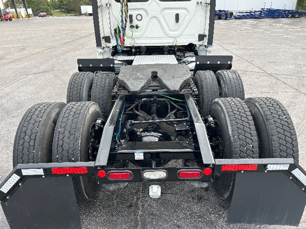 Day Cab Tractor-Heavy Duty Tractors-Freightliner-2020-T12664ST-Nashville (Mount Juliet)-TN-233,038\n\t\tmiles-$ 63,000 - Image 6