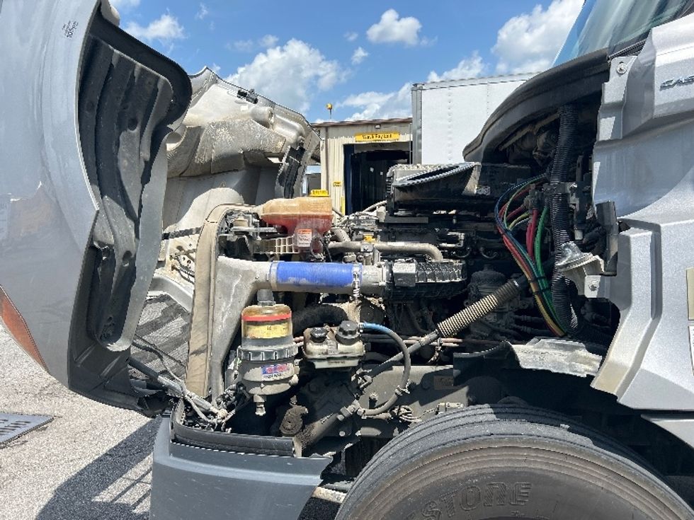 Day Cab Tractor-Heavy Duty Tractors-Freightliner-2020-T12664ST-Nashville (Mount Juliet)-TN-300,414\n\t\tmiles-$ 57,000 - Image 15