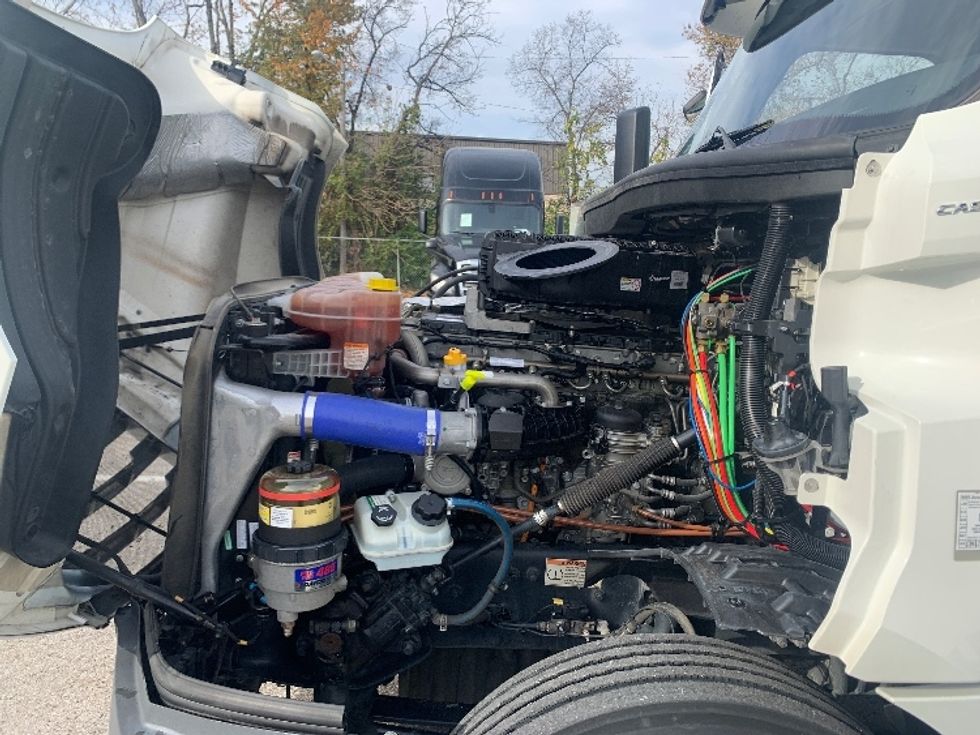 Day Cab Tractor-Heavy Duty Tractors-Freightliner-2020-T12664ST-Nashville (Mount Juliet)-TN-352,178\n\t\tmiles-$ 54,750 - Image 16