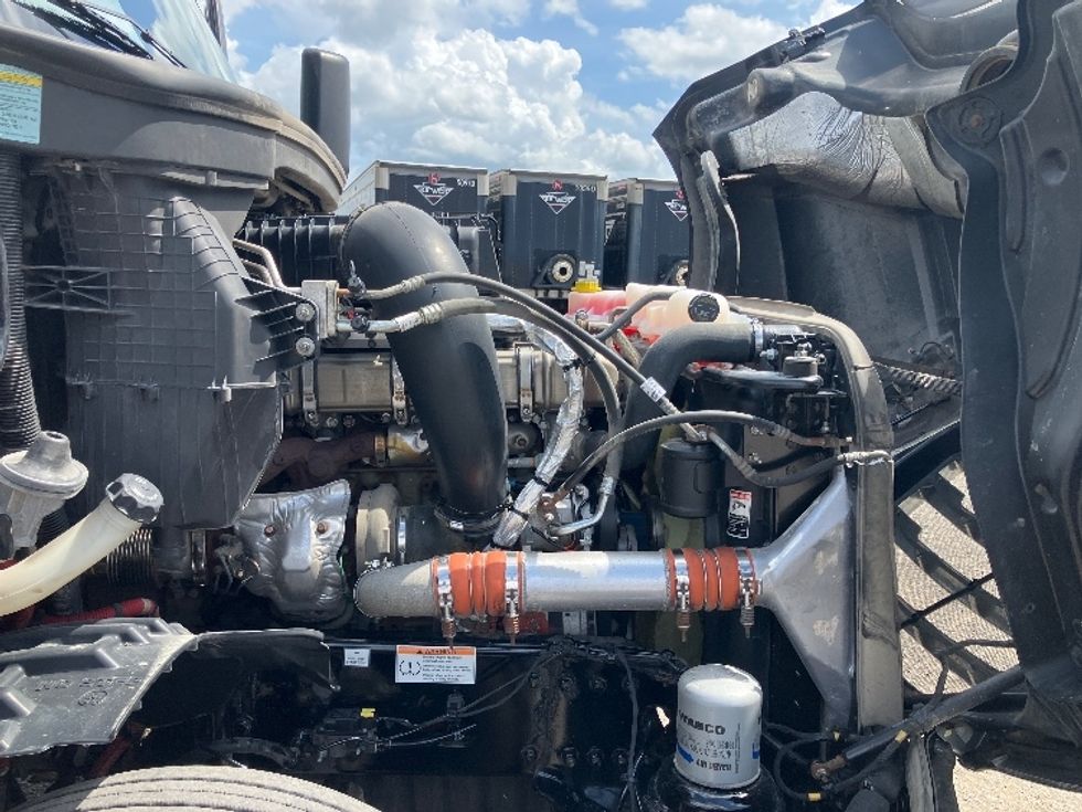 Day Cab Tractor-Heavy Duty Tractors-Freightliner-2020-T12664ST-Nashville (Mount Juliet)-TN-392,876\n\t\tmiles-$ 45,250 - Image 14