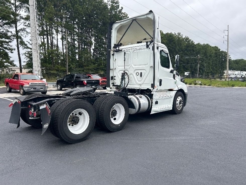 Day Cab Tractor-Heavy Duty Tractors-Freightliner-2020-T12664ST-Newnan-GA-459,560\n\t\tmiles-$ 49,500 - Image 7