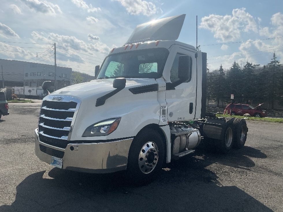 Day Cab Tractor-Heavy Duty Tractors-Freightliner-2020-T12664ST-North Bergen-NJ-245,694\n\t\tmiles-$ 56,250 - Image 3