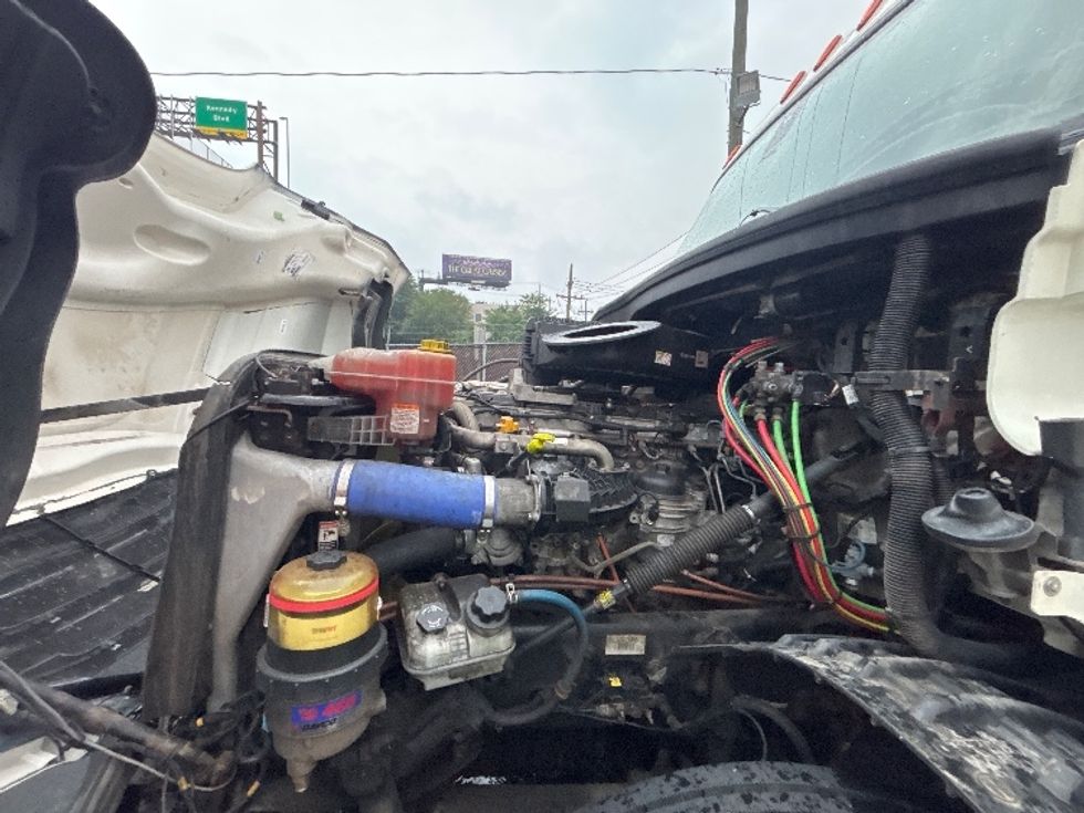 Day Cab Tractor-Heavy Duty Tractors-Freightliner-2020-T12664ST-North Bergen-NJ-575,948\n\t\tmiles-$ 35,750 - Image 16