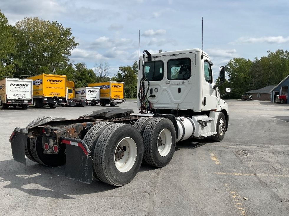 Day Cab Tractor-Heavy Duty Tractors-Freightliner-2020-T12664ST-North Bergen-NJ-590,944\n\t\tmiles-$ 35,250 - Image 7