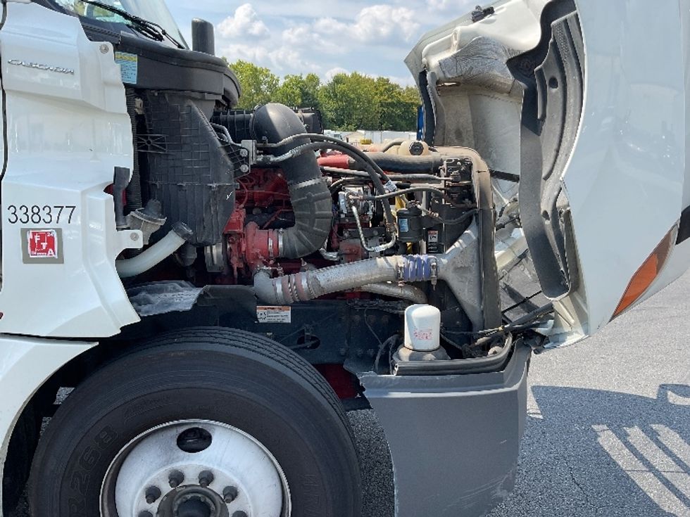 Day Cab Tractor-Heavy Duty Tractors-Freightliner-2020-T12664ST-Obetz-OH-248,629\n\t\tmiles-$ 72,250 - Image 15