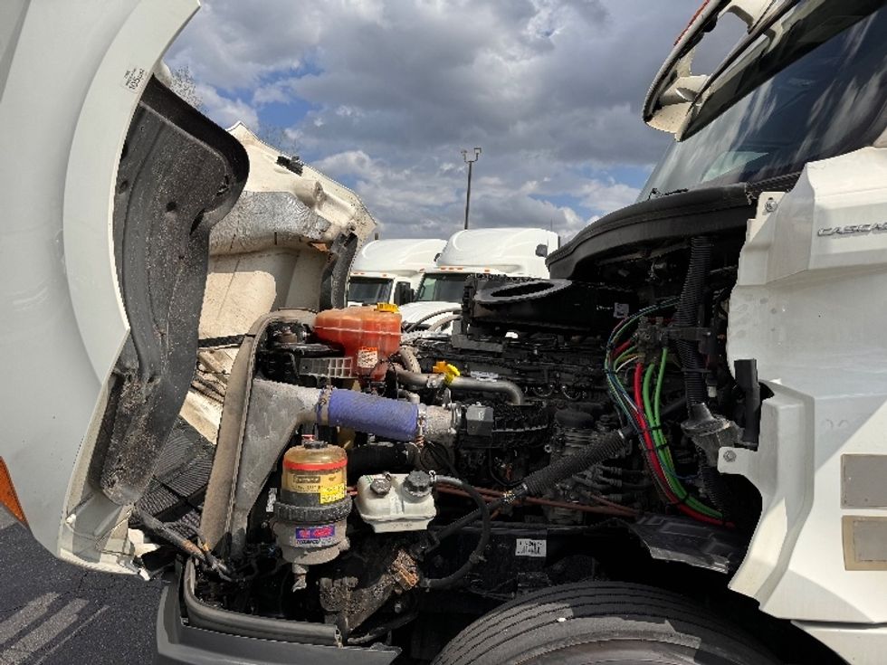 Day Cab Tractor-Heavy Duty Tractors-Freightliner-2020-T12664ST-Obetz-OH-429,831\n\t\tmiles-$ 57,750 - Image 16