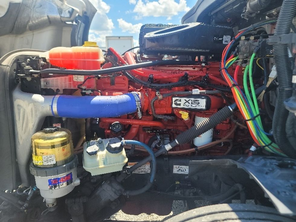 Day Cab Tractor-Heavy Duty Tractors-Freightliner-2020-T12664ST-Ocala-FL-190,727\n\t\tmiles-$ 65,500 - Image 16