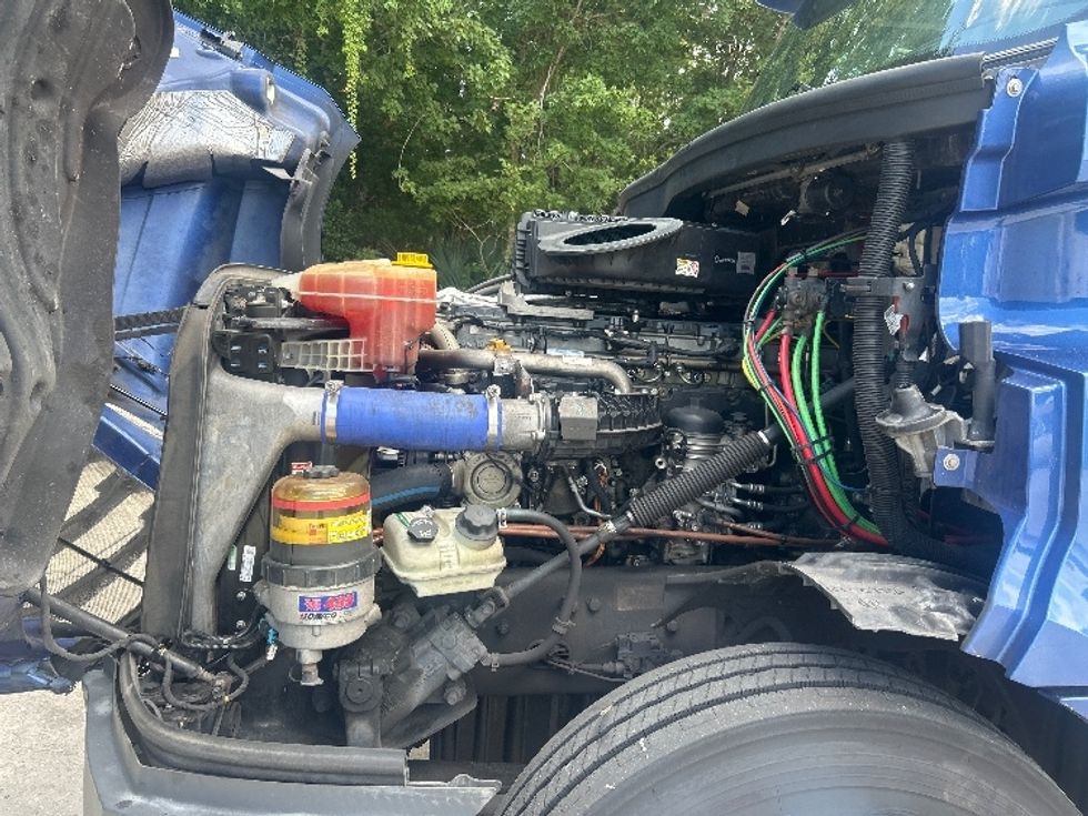 Day Cab Tractor-Heavy Duty Tractors-Freightliner-2020-T12664ST-Ocala-FL-651,921\n\t\tmiles-$ 30,000 - Image 15