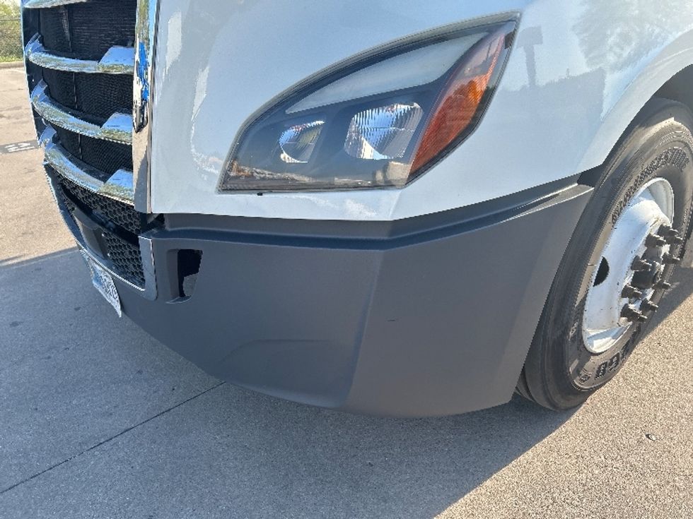 Day Cab Tractor-Heavy Duty Tractors-Freightliner-2020-T12664ST-Oklahoma City-OK-317,711\n\t\tmiles-$ 78,500 - Image 19