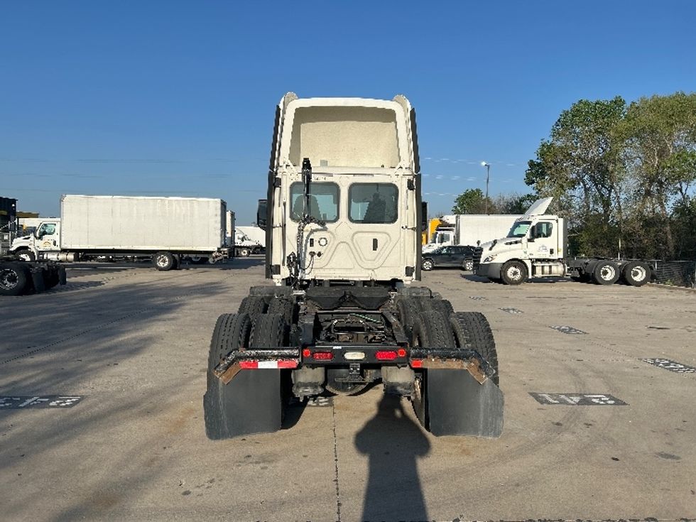 Day Cab Tractor-Heavy Duty Tractors-Freightliner-2020-T12664ST-Oklahoma City-OK-317,711\n\t\tmiles-$ 78,500 - Image 6