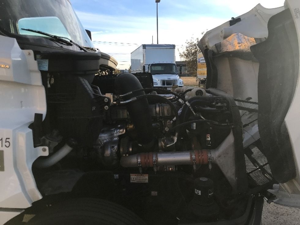 Day Cab Tractor-Heavy Duty Tractors-Freightliner-2020-T12664ST-Oklahoma City-OK-389,194\n\t\tmiles-$ 72,250 - Image 14