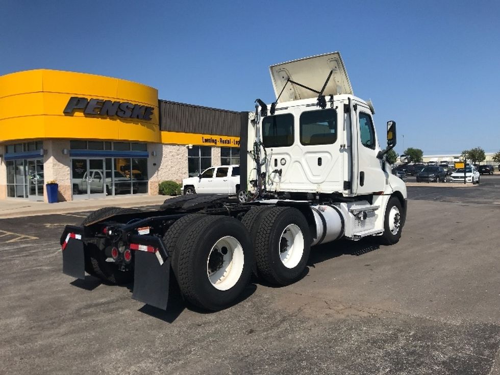 Day Cab Tractor-Heavy Duty Tractors-Freightliner-2020-T12664ST-Oklahoma City-OK-582,691\n\t\tmiles-$ 41,250 - Image 7