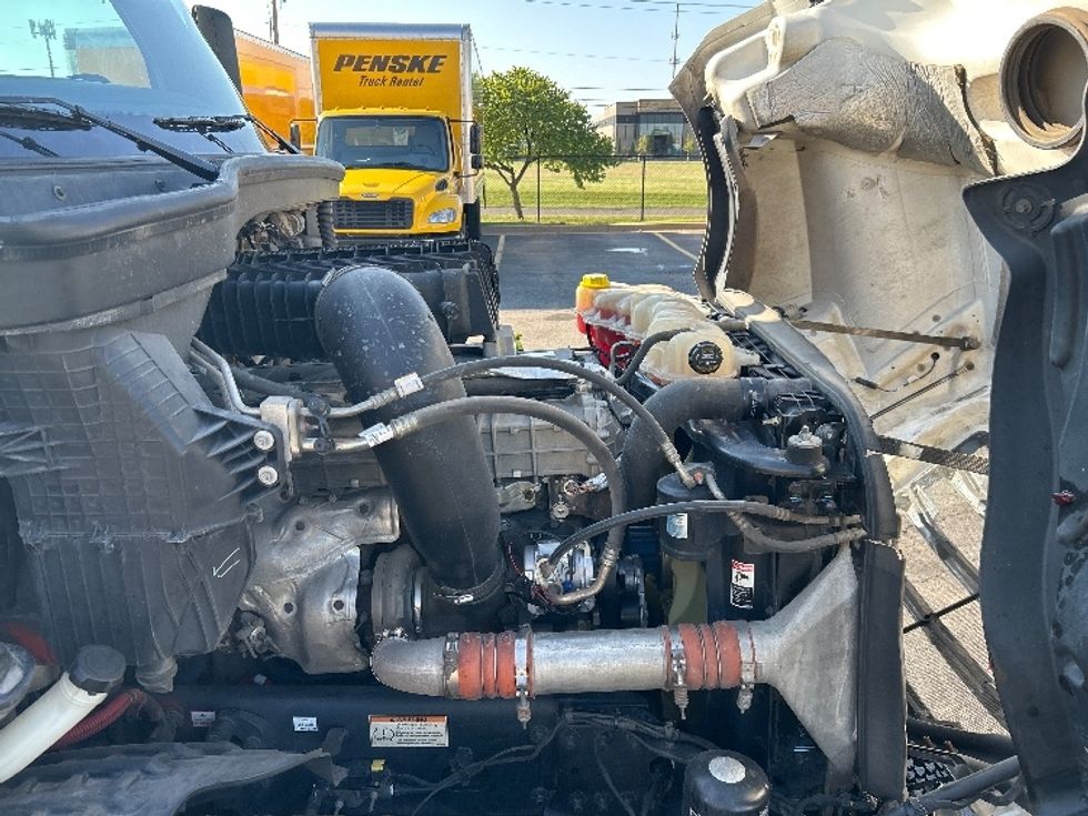 Day Cab Tractor-Heavy Duty Tractors-Freightliner-2020-T12664ST-Oklahoma City-OK-585,384\n\t\tmiles-$ 37,750 - Image 15