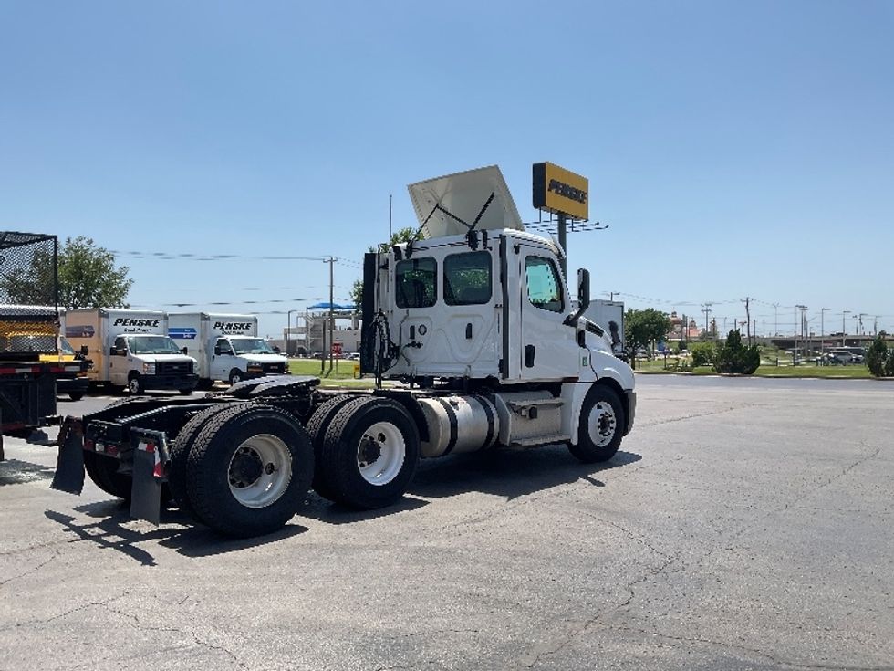 Day Cab Tractor-Heavy Duty Tractors-Freightliner-2020-T12664ST-Oklahoma City-OK-585,557\n\t\tmiles-$ 36,250 - Image 7