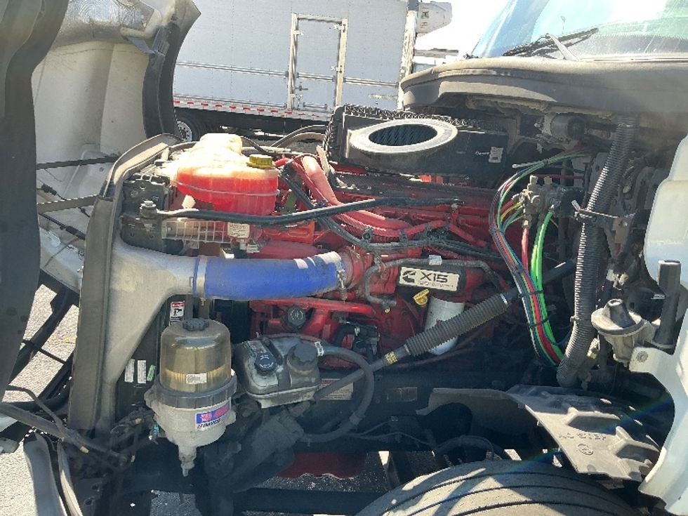 Day Cab Tractor-Heavy Duty Tractors-Freightliner-2020-T12664ST-Orlando-FL-488,620\n\t\tmiles-$ 46,250 - Image 16