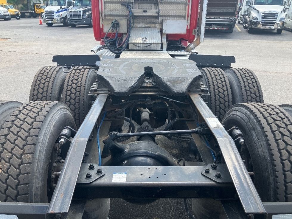 Day Cab Tractor-Heavy Duty Tractors-Freightliner-2020-T12664ST-Orlando-FL-541,392\n\t\tmiles-$ 40,750 - Image 6