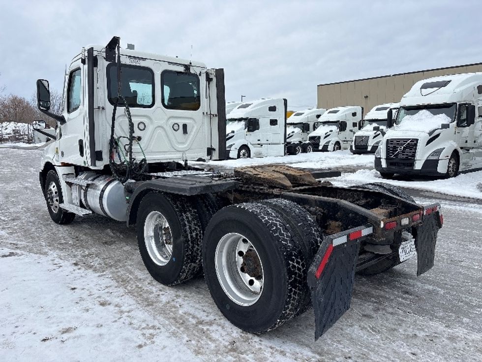 Day Cab Tractor-Heavy Duty Tractors-Freightliner-2020-T12664ST-Ottawa-ON-364,062\n\t\tkm-$ 77,500 - Image 5