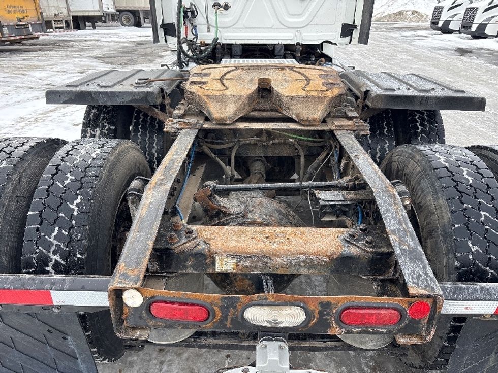 Day Cab Tractor-Heavy Duty Tractors-Freightliner-2020-T12664ST-Ottawa-ON-364,062\n\t\tkm-$ 77,500 - Image 6