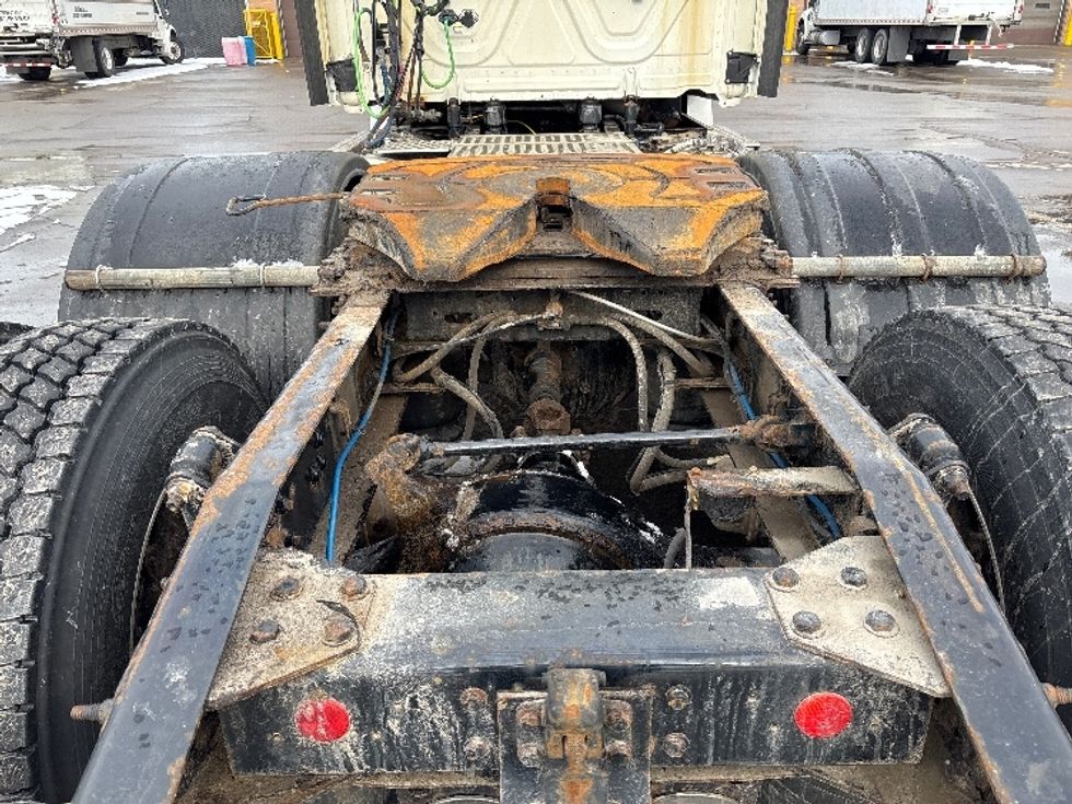 Day Cab Tractor-Heavy Duty Tractors-Freightliner-2020-T12664ST-Ottawa-ON-482,333\n\t\tkm-$ 63,750 - Image 6