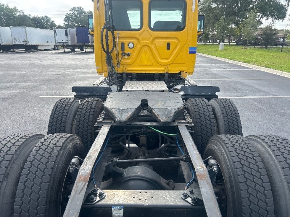 Day Cab Tractor-Heavy Duty Tractors-Freightliner-2020-T12664ST-Pensacola-FL-451,683\n\t\tmiles-$ 44,500 - Image 6