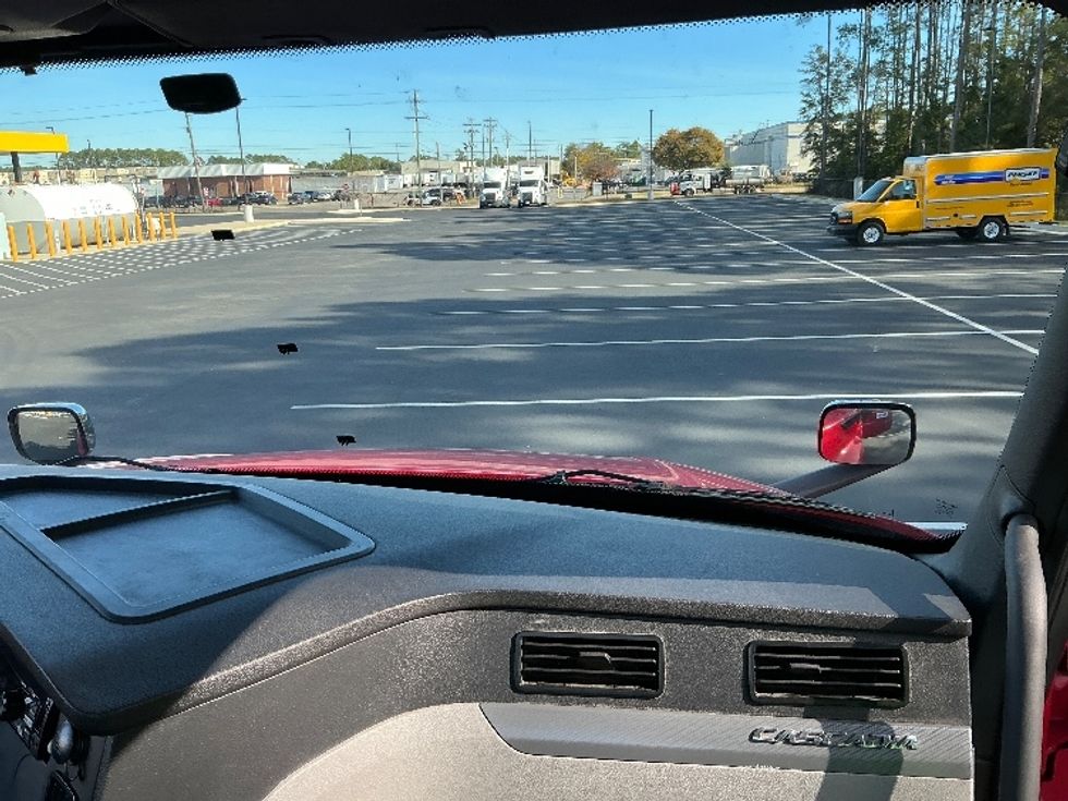 Day Cab Tractor-Heavy Duty Tractors-Freightliner-2020-T12664ST-Pensacola-FL-468,828\n\t\tmiles-$ 48,250 - Image 13