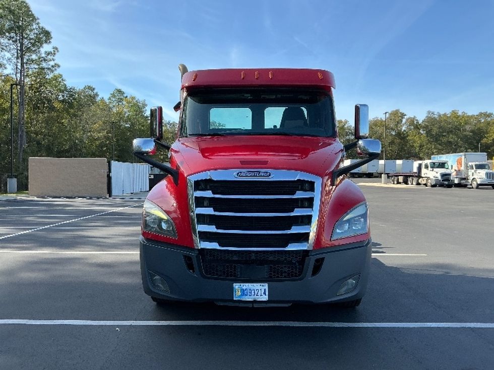 Day Cab Tractor-Heavy Duty Tractors-Freightliner-2020-T12664ST-Pensacola-FL-468,828\n\t\tmiles-$ 48,250 - Image 2