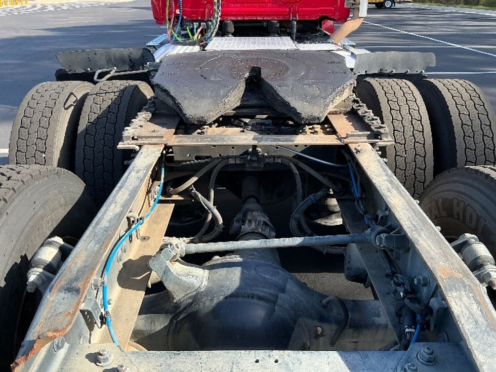 Day Cab Tractor-Heavy Duty Tractors-Freightliner-2020-T12664ST-Pensacola-FL-468,828\n\t\tmiles-$ 48,250 - Image 6