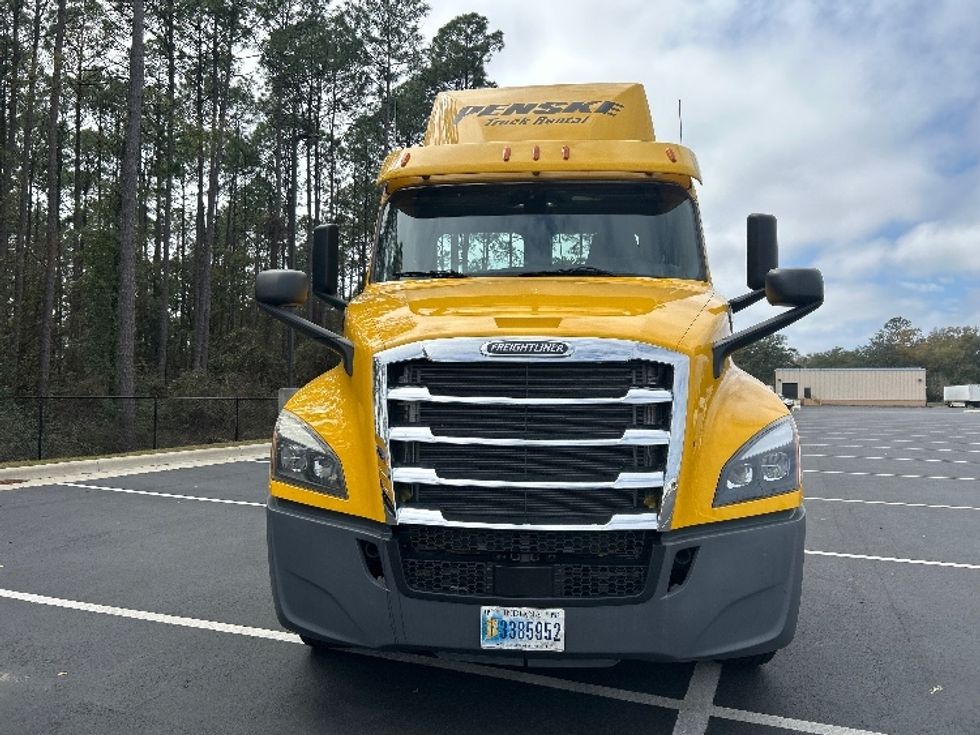Day Cab Tractor-Heavy Duty Tractors-Freightliner-2020-T12664ST-Pensacola-FL-498,899\n\t\tmiles-$ 41,500 - Image 2