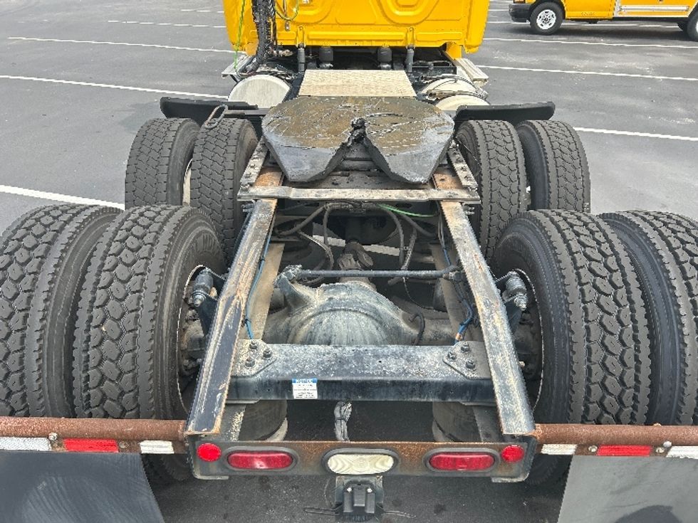 Day Cab Tractor-Heavy Duty Tractors-Freightliner-2020-T12664ST-Pensacola-FL-498,899\n\t\tmiles-$ 41,500 - Image 6