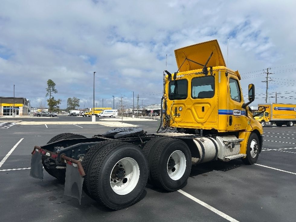 Day Cab Tractor-Heavy Duty Tractors-Freightliner-2020-T12664ST-Pensacola-FL-498,899\n\t\tmiles-$ 41,500 - Image 7