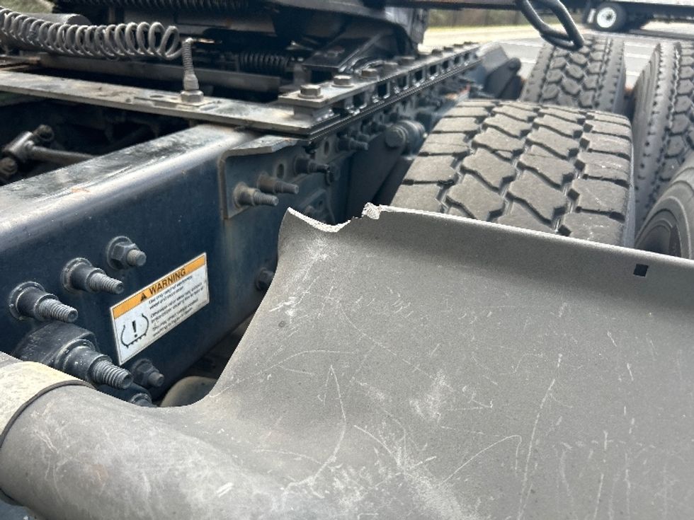 Day Cab Tractor-Heavy Duty Tractors-Freightliner-2020-T12664ST-Pensacola-FL-500,229\n\t\tmiles-$ 41,250 - Image 16