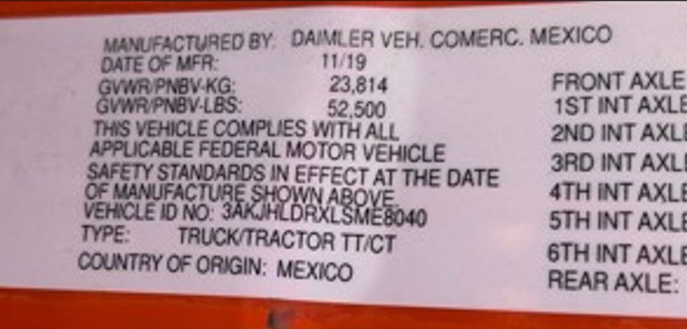 Day Cab Tractor-Heavy Duty Tractors-Freightliner-2020-T12664ST-Peosta-IA-517,253\n\t\tmiles-$ 43,250 - Image 19