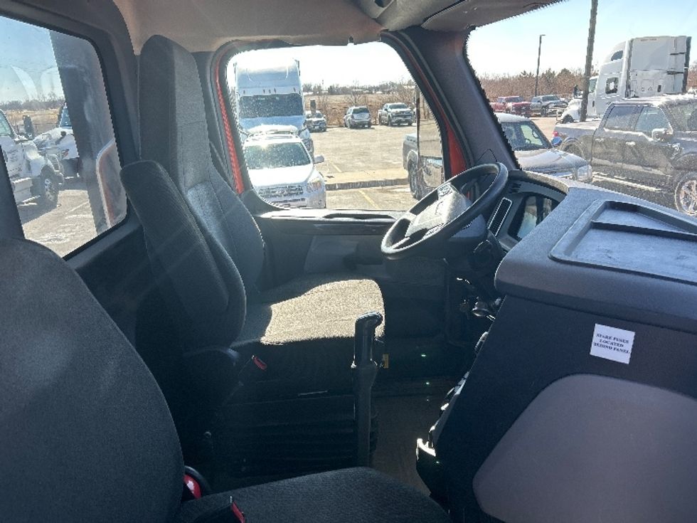 Day Cab Tractor-Heavy Duty Tractors-Freightliner-2020-T12664ST-Peosta-IA-615,042\n\t\tmiles-$ 32,750 - Image 14